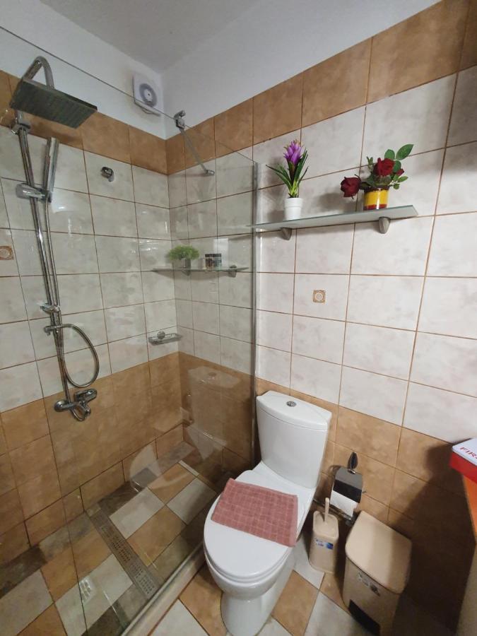 In The Castle - House Appartement Ioannina Buitenkant foto